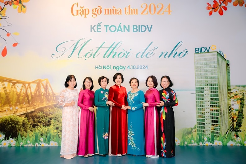 Như bản tình ca... Như bản tình ca...