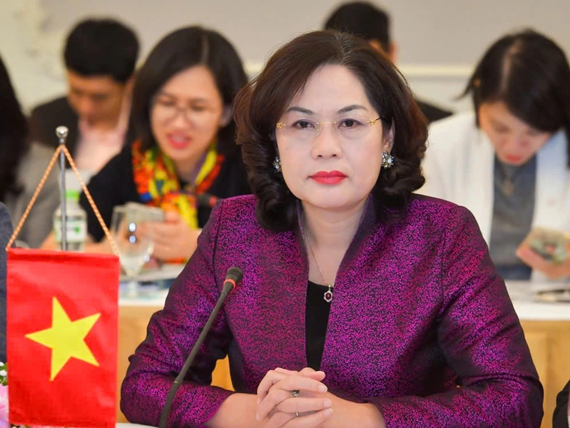 Governor of the State Bank of Vietnam Nguyen Thi Hong is rated A+ by Global Finance. Governor of the State Bank of Vietnam Nguyen Thi Hong is rated A+ by Global Finance.