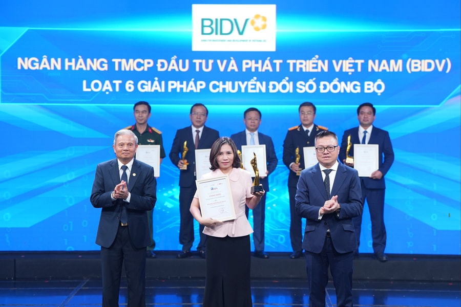 BIDV được vinh danh “Doanh nghiệp chuyển đổi số xuất sắc năm 2025”