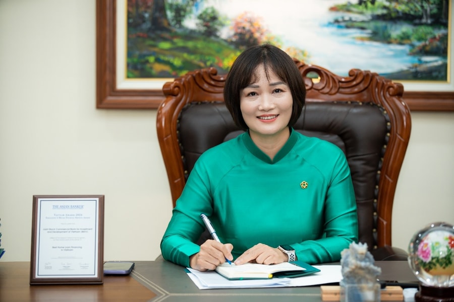 Chị Trần Anh Thư: “Mỗi cán bộ đều là một giám đốc công việc” Chị Trần Anh Thư: “Mỗi cán bộ đều là một giám đốc công việc”