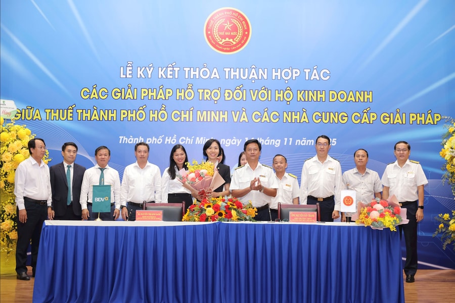 BIDV đồng hành chiến dịch “60 ngày cao điểm chuyển đổi mô hình kê khai thuế"