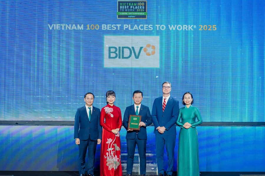 BIDV was honored as "Best Workplace in Vietnam" for the third consecutive year