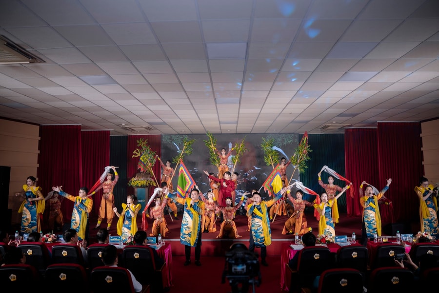 Grassroots Trade Union Congress: Imprint of Solidarity and Aspiration for Development