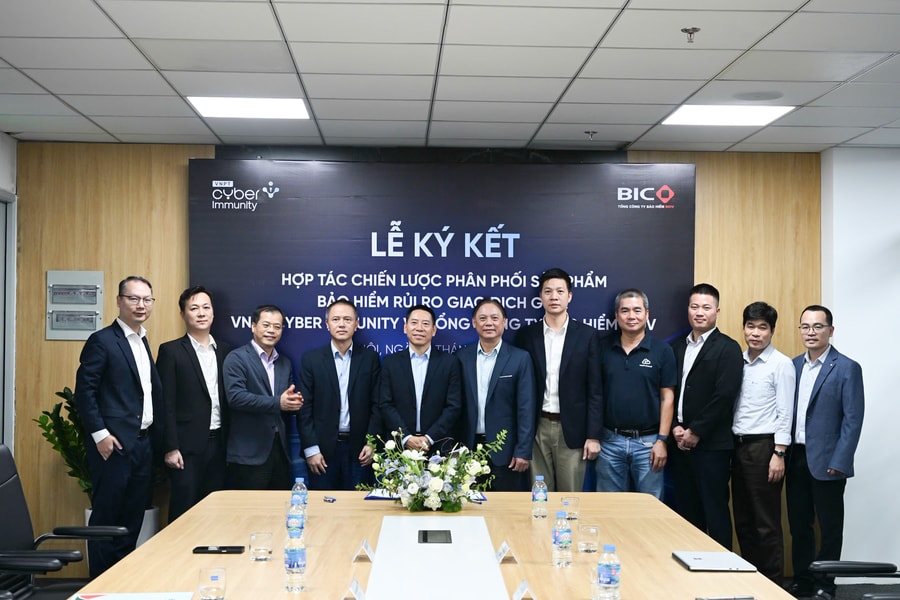 BIC and VCI collaborate to distribute transaction risk insurance products.