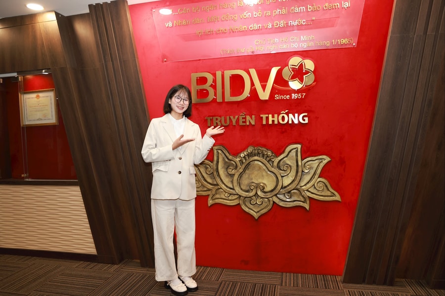 Từ giảng đường Hàng Hải đến ngôi vương Tài chính: Cú "lội ngược dòng" ngoạn mục của nữ sinh 20 tuổi