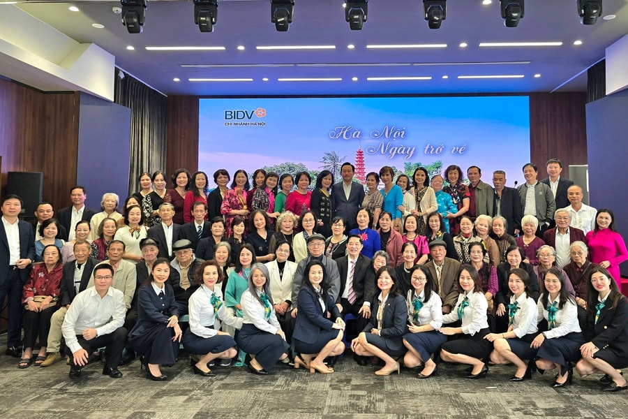 Hà Nội ngày trở về: Khúc vĩ thanh đầy cảm xúc giữa những thế hệ BIDV