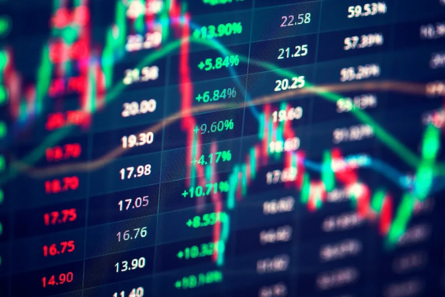 Today's Stock Market 3/2: Capital flows shift, VN-Index forms a price floor above the 1,800 threshold