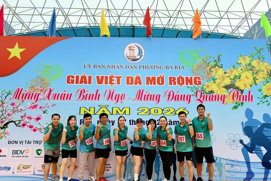 BIDV Ba Ria accompanies the cross-country race celebrating the Year of the Horse
