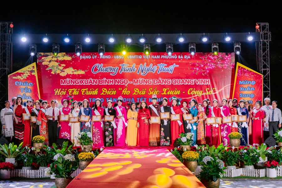 Ba Ria shines brightly with spring colors during the art night celebrating the Lunar New Year 2026