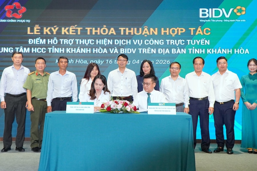 BIDV supports online public services in Khanh Hoa