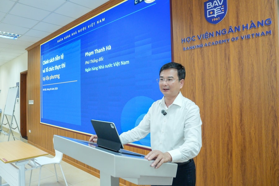 Phó Thống đốc Phạm Thanh Hà chia sẻ về chính sách tiền tệ tại Lớp bồi dưỡng Lãnh đạo NHNN chi nhánh khu vực