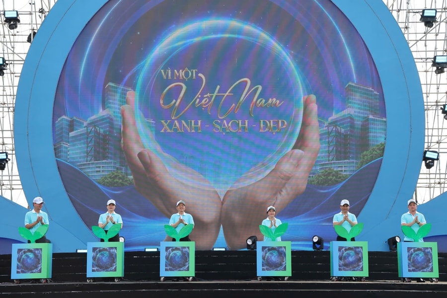 Mỗi hành động nhỏ góp nên một Việt Nam xanh