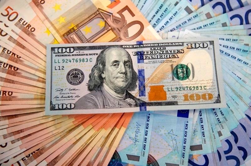 USD lao dốc cùng giá dầu sau thoả thuận Mỹ - Iran