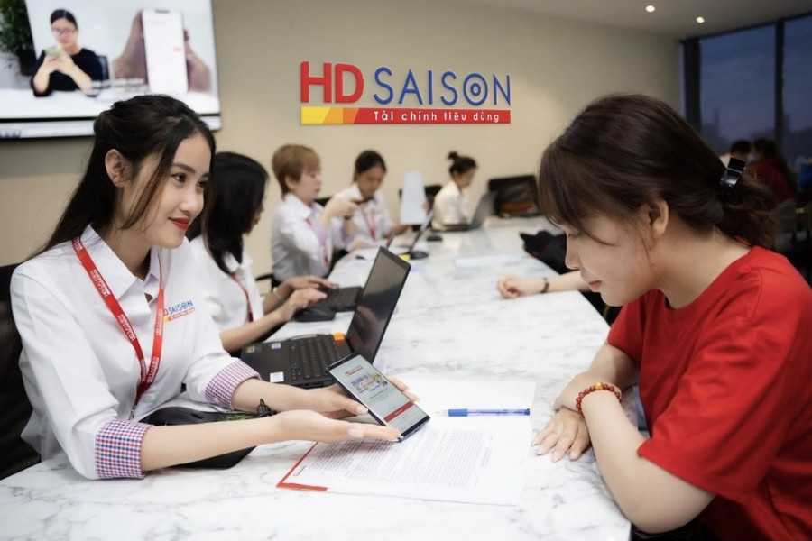 “Bình dân học vụ số” – HD SAISON đưa tài chính số đến gần hơn với người lao động