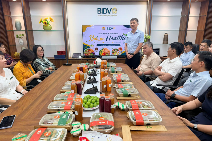 “Bữa trưa Healthy”: Khi hạnh phúc bắt đầu từ những điều giản dị